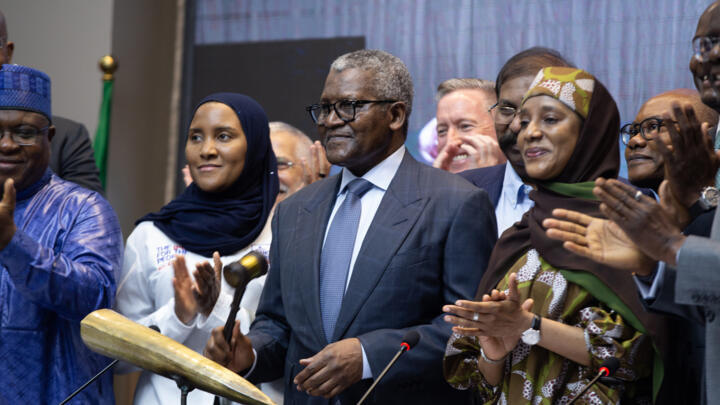 Billionaire Aliko Dangote (C) launched an IPO of his refinery, which has become the largest supplier of jet fuel to Europe.