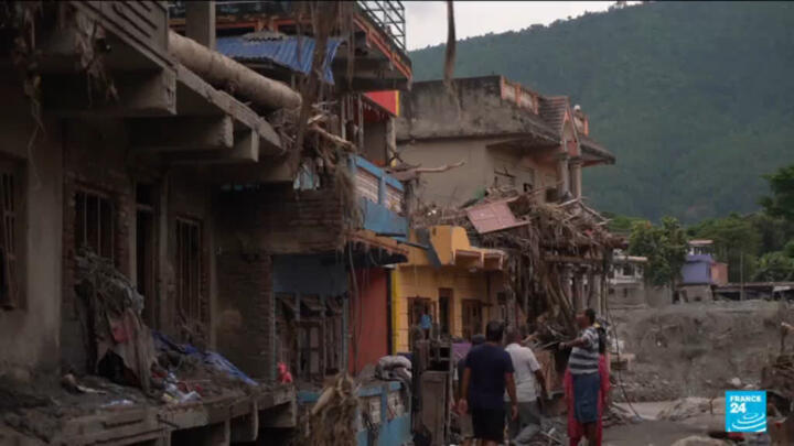 Death toll rises as 3,000 remain missing in Nepal, China