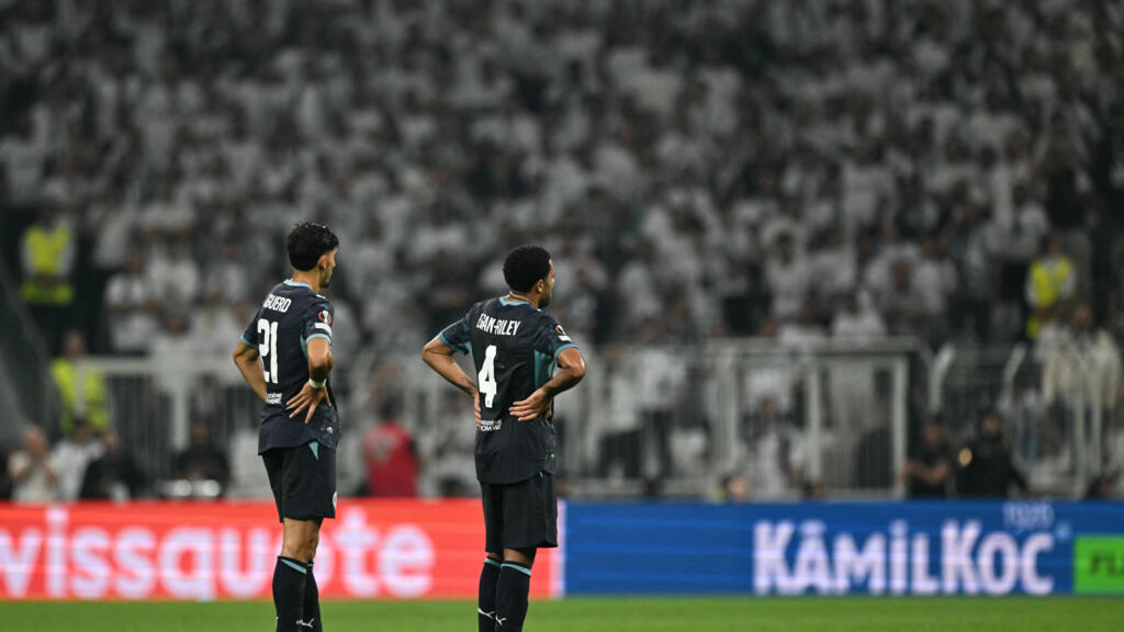 OM defenders Nayef Aguerd and CJ Egan-Riley react after their heavy 4-1 defeat by Besiktas in the Europa League, in Istanbul on Thursday, September 17, 2026.