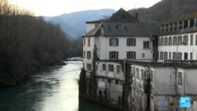 FRANCE IN FOCUS